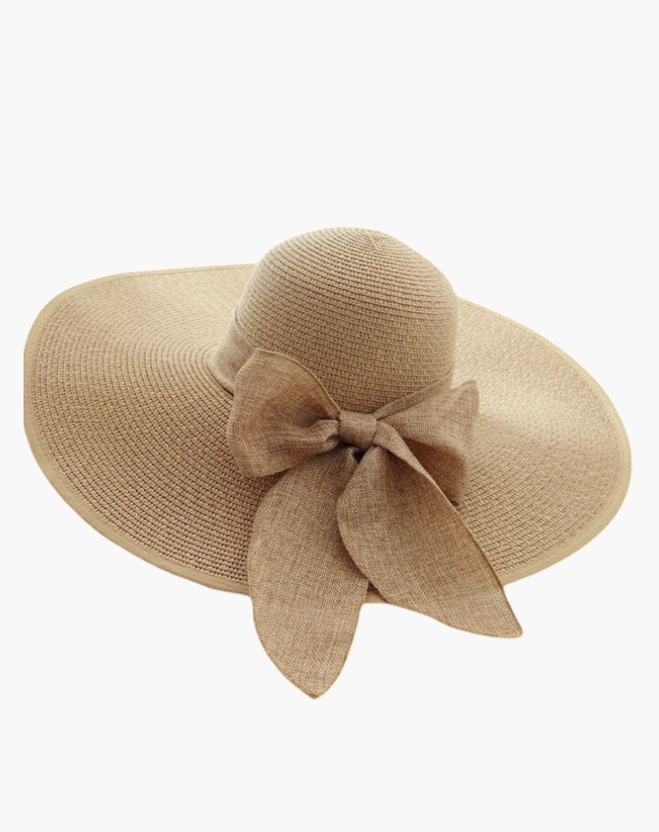 Wide-Brim-Straw-Hat
