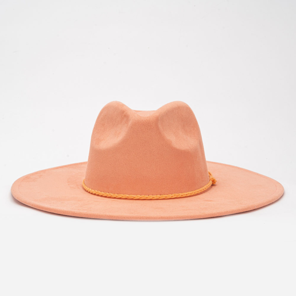 Source premium cowboy hats for your business. We offer a wide range of styles, bulk discounts, and custom branding options.