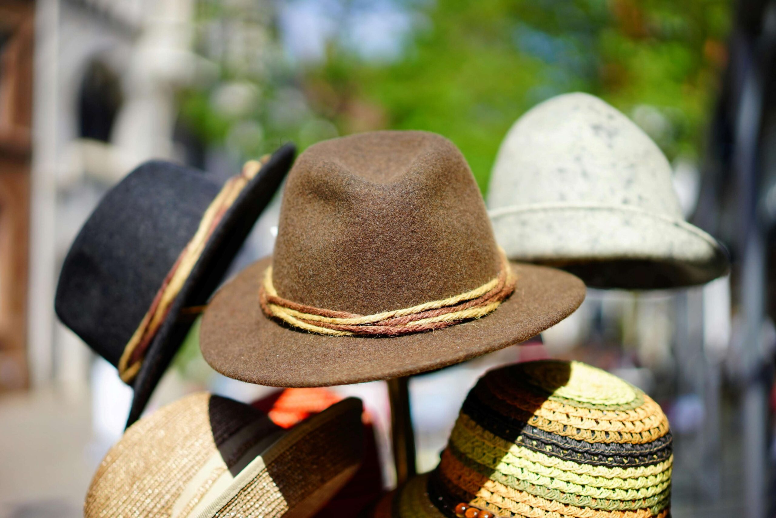 a lot of hats Photo by Pixabay