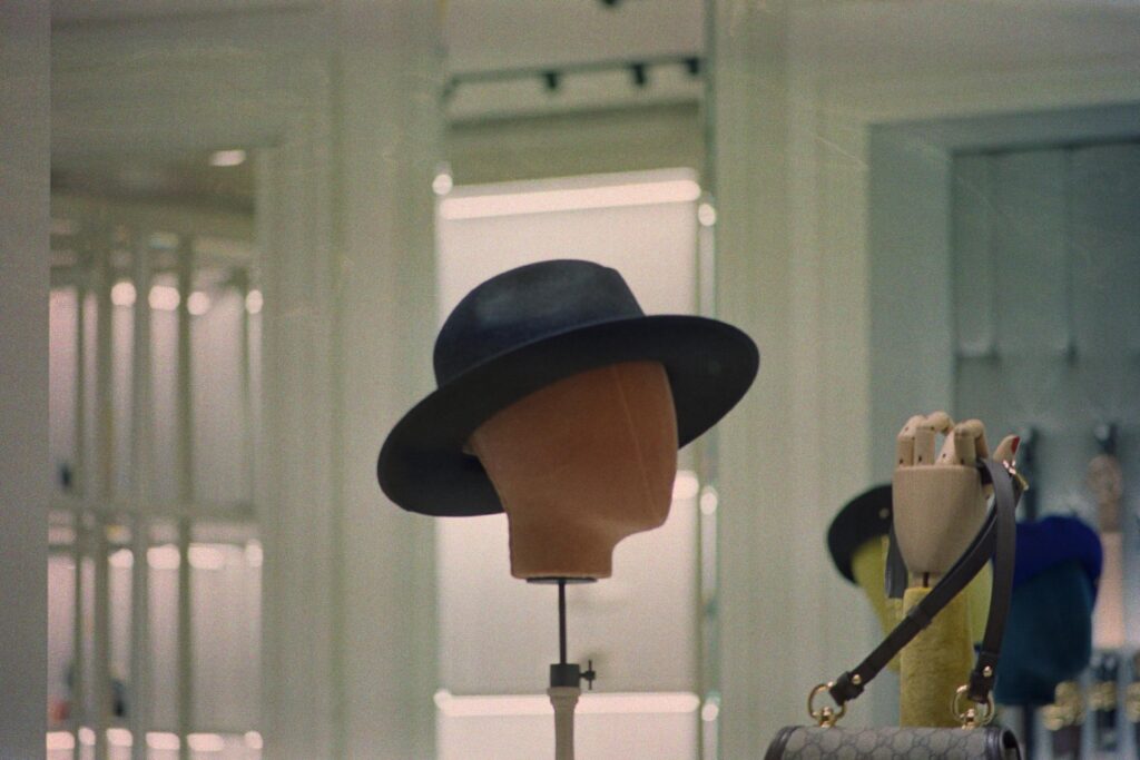 hat shop photo by Photo by Əli Cabbarlı