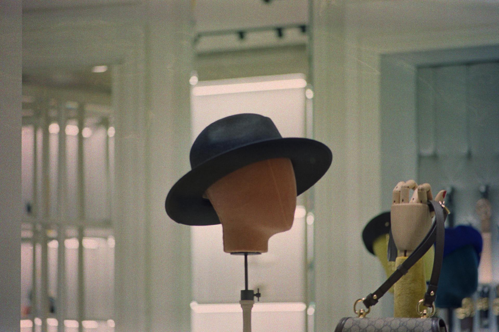 hat shop photo by Photo by Əli Cabbarlı