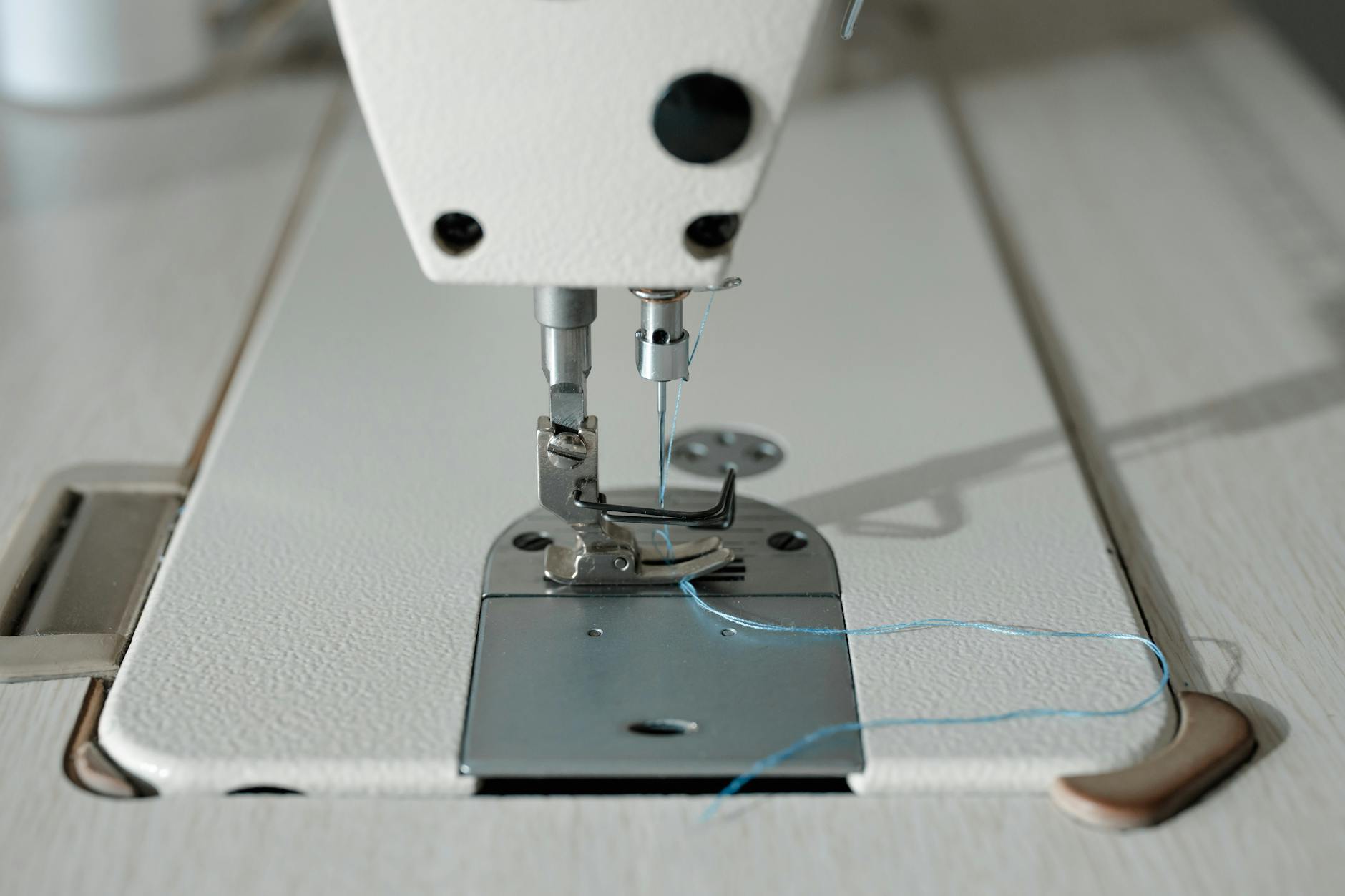 needles and thread sample