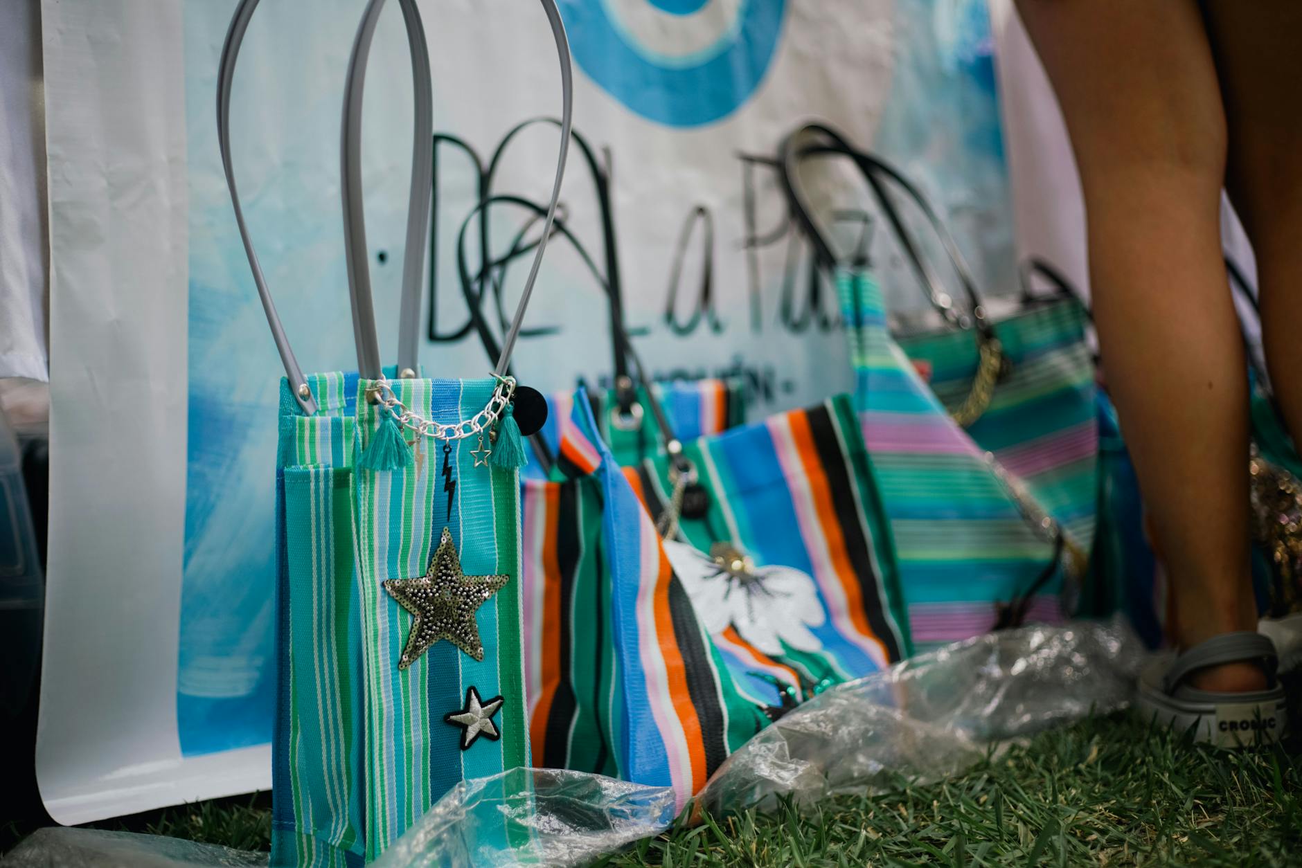 Tote bags comparison-photo-by-pexels